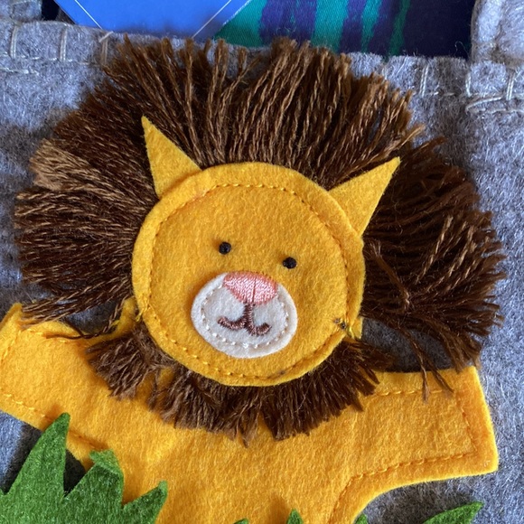 Zoo Animal Felt Gift Bags with Finger Puppets 5 Brand New Bags 1 Price,Children - Picture 14 of 15